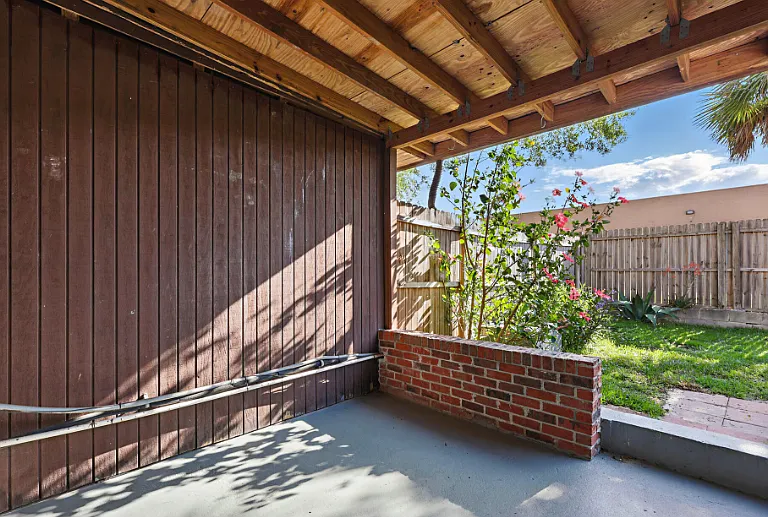 2505 Waters Edge Dr — Photo 3
