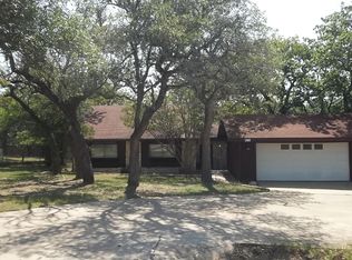 298 Main St, Ingram, TX 78025