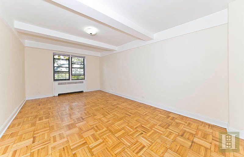 1st image of 420 W 206th St APT 3J