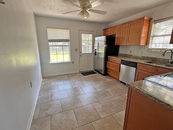 5th image of 4709 Constellation Dr
