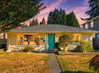 3040 Paisley Rd, North Vancouver, BC V7R1C8