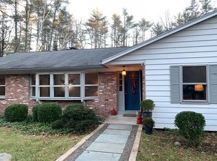 22 Forestwood Dr, Woodstock, NY 12498