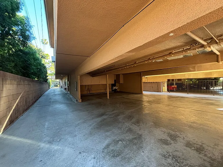 1163 Winchester Ave — Photo 26