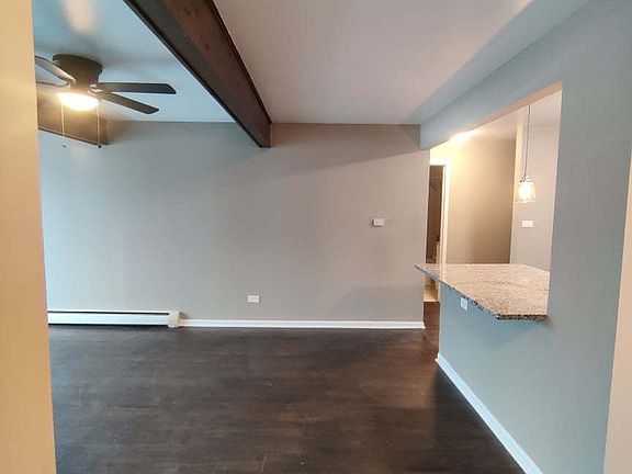2nd image of 5633 Edge Lake Dr APT 2E