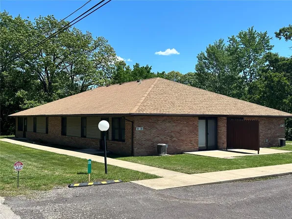 6 Fig St APT 22, Sullivan, MO 63080