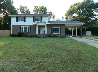 210 Inn Cir, Fountain Inn, SC 29644