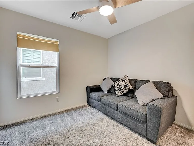 7040 Fossil Lake St — Photo 12