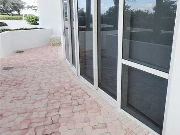 5th image of 18201 Collins Ave #0401