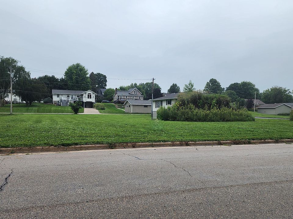 2nd image of 406 Church Ave