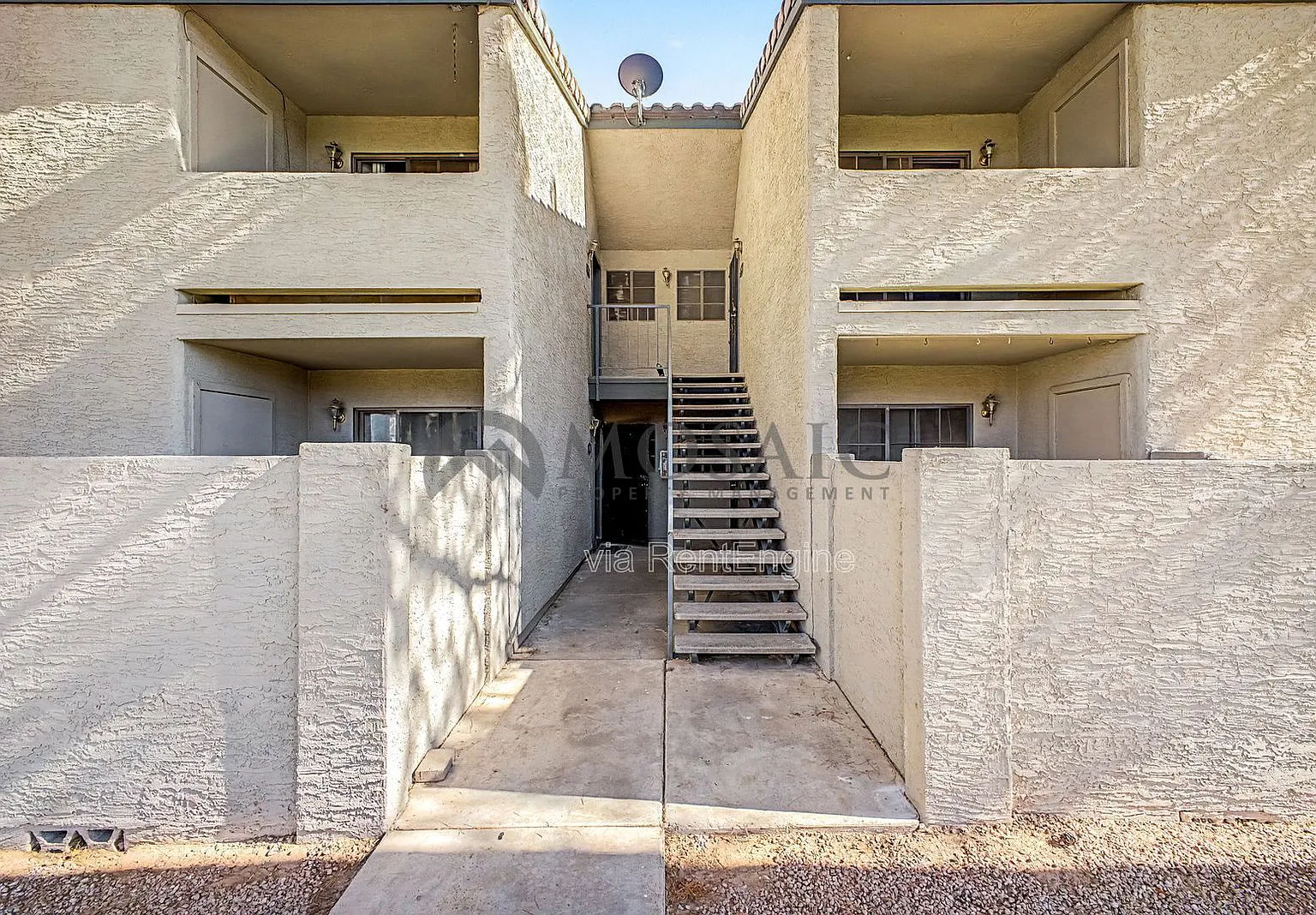 2 bed, 2.0 bath, 1017 sqft, $1,399 — Photo 1