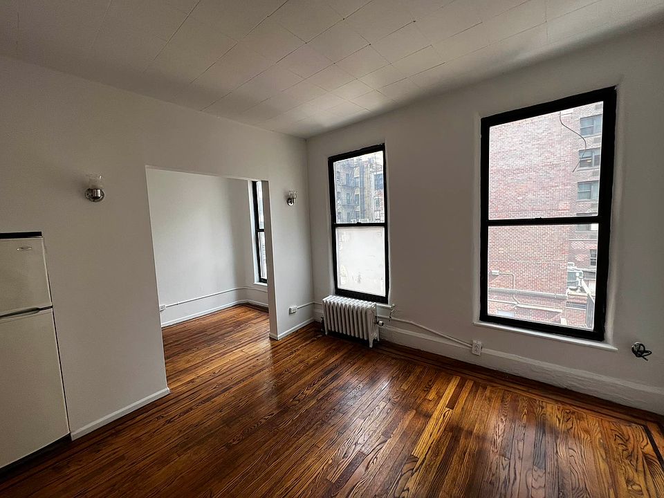 1st image of 149 E 33rd St APT 4R