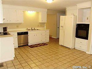 5th image of 6053 Rose Arbor Ln