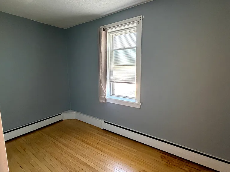 1105 Hammond Ave #4 — Photo 10