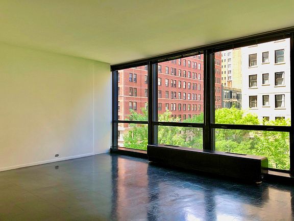 3rd image of 900 N Lake Shore Dr APT 501
