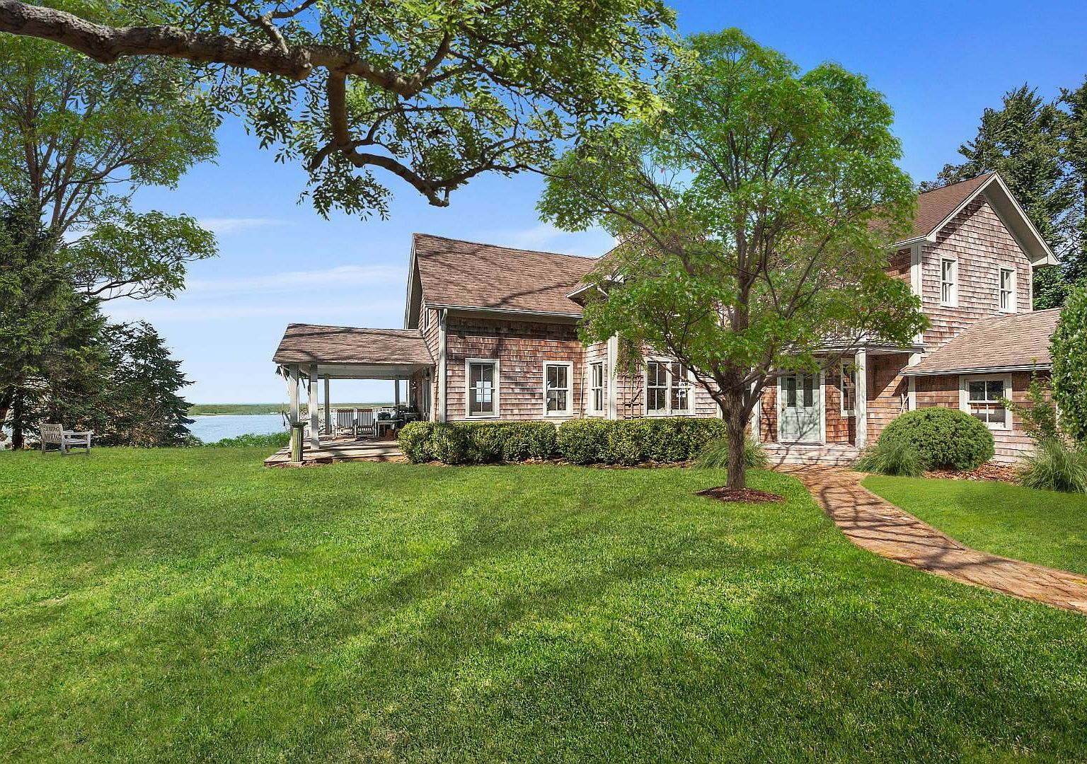 30 Prospect Ave, Shelter Island, NY 11964 | Zillow
