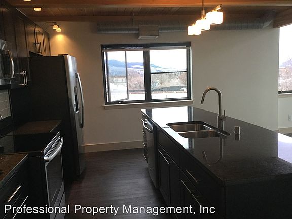 4th image of 812 Toole Ave Unit 301