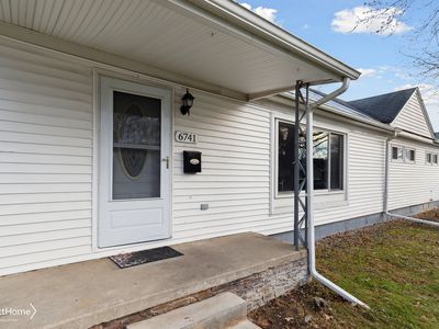 6741 Mayfair St, Taylor, MI, 48180