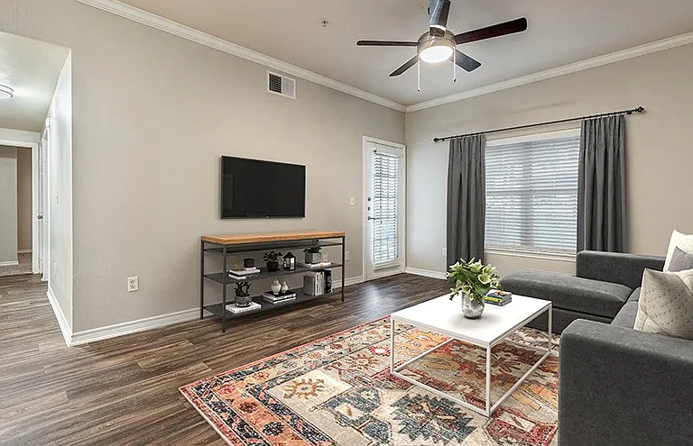 Towne Crossing Apartments — Photo 10