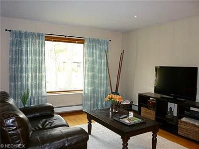 4th image of 325 Huntmere Dr