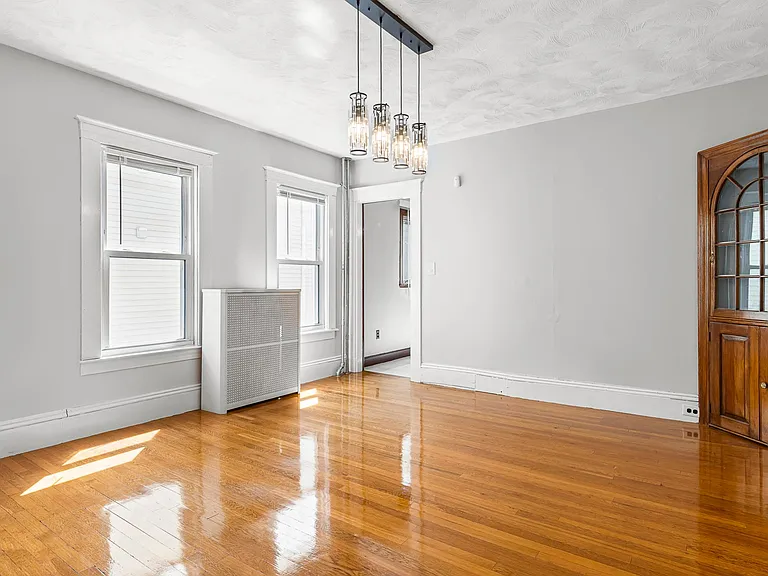 30-32 Autumn St #1 — Photo 9
