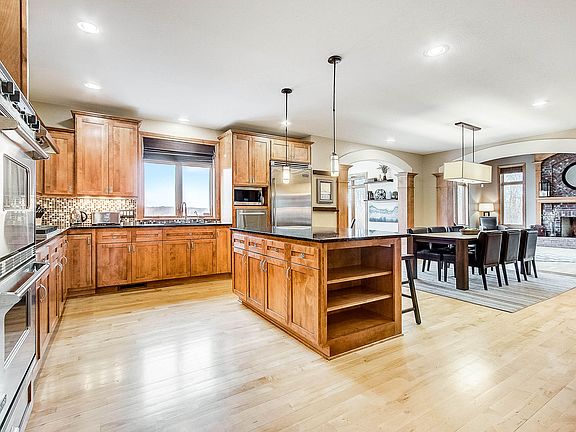 4th image of 10117 N Hunt Club Ct