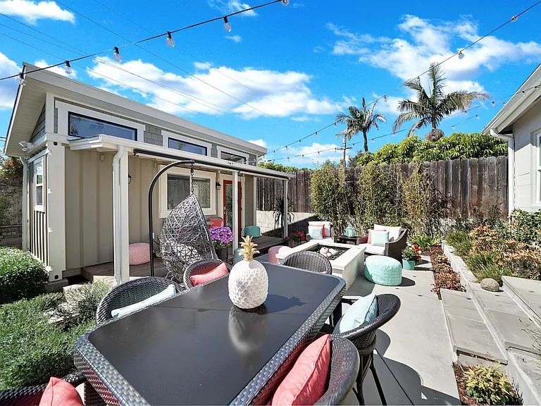 34191 Camino El Molino — Photo 2