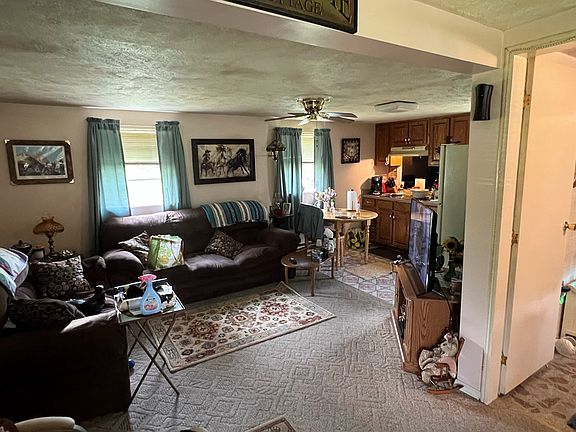2nd image of 7388 Grayson Pkwy