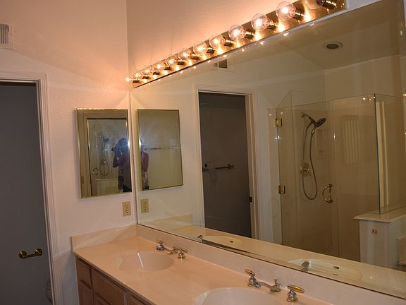 4th image of 24342 Gitano Dr