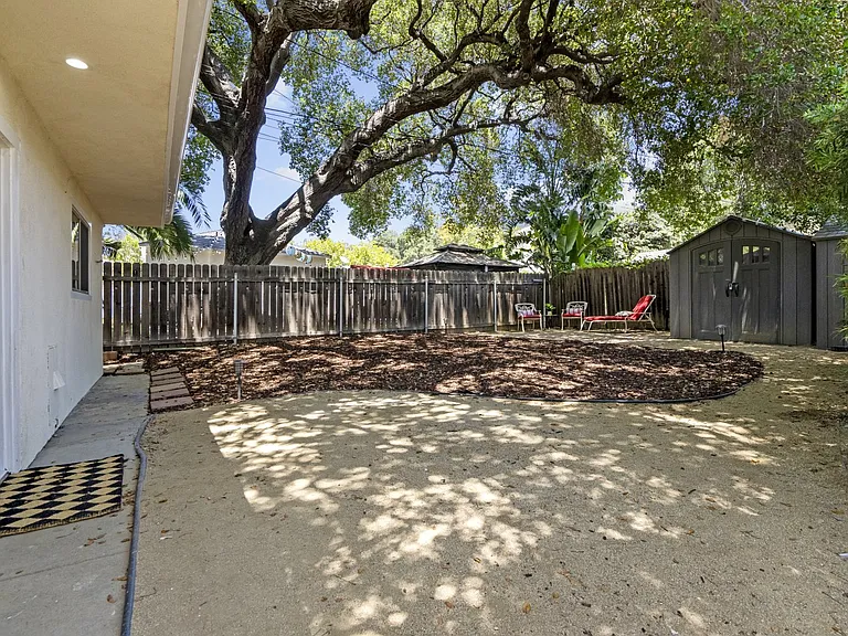 1757 June Ln — Photo 27