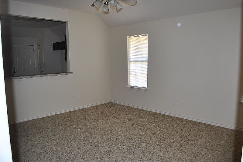 1st image of 2215 Southside Dr