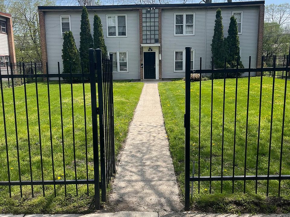1st image of 8635 S Ingleside Ave #2N