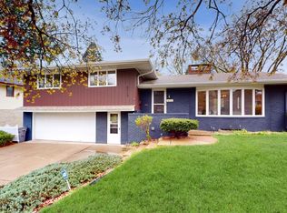 5113 Meadow Rdg, Edina, MN 55439