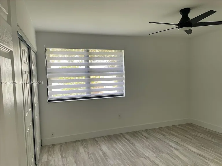 460 W Park Dr #207 — Photo 9