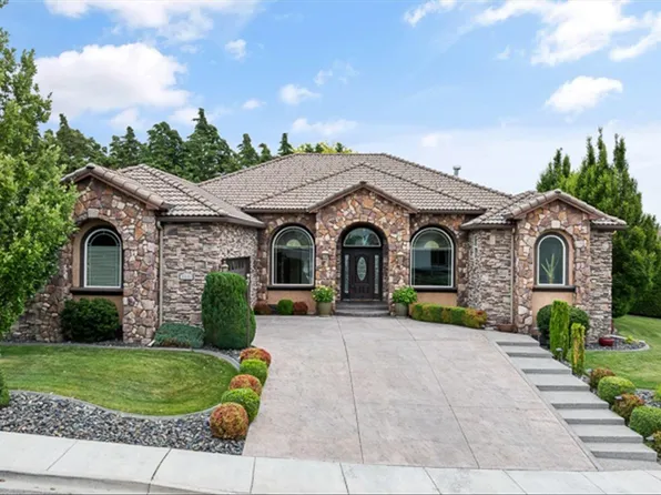 3301 S Tweedt St, Kennewick, WA 99337