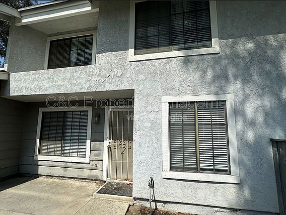 2nd image of 1380 W 48th St Unit 116