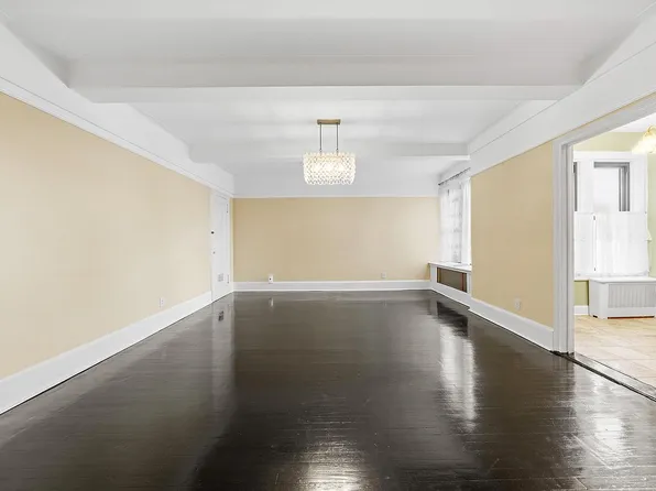 8300 Talbot St APT 6F, Queens, NY 11415