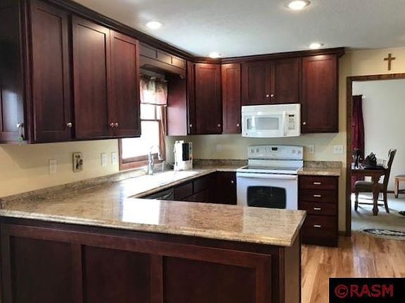 5th image of 1117 Lori Ln