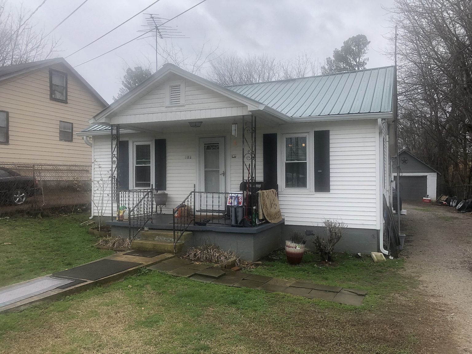 302 E 17th St, Columbia, TN 38401 Zillow
