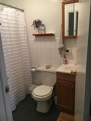 Rented by The Downtown LLC | media 27