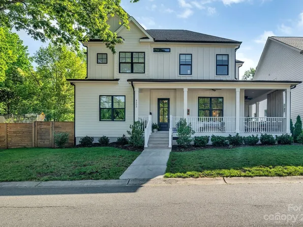 4203 Hammett St, Charlotte, NC 28205