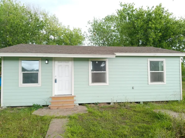 306 Allison Dr, Gregory, TX 78359