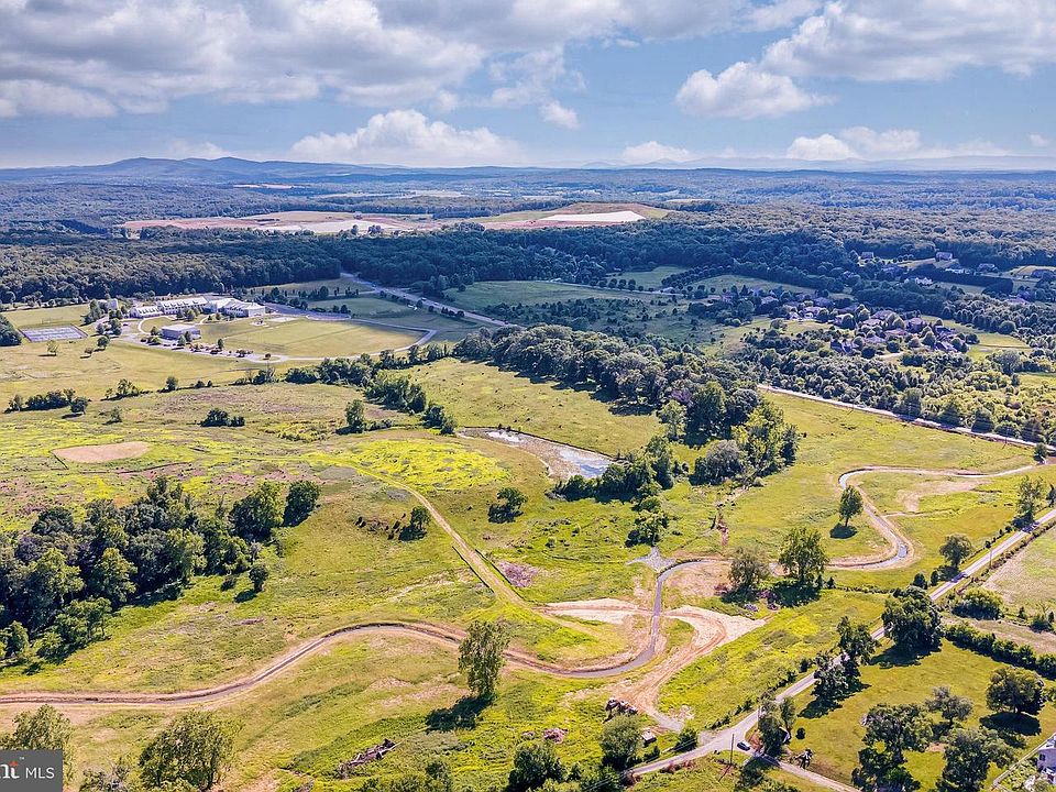 1st image of Evergreen Mills Rd