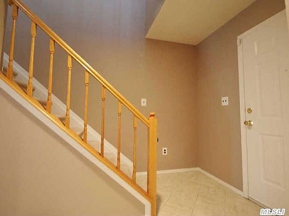 3rd image of 21 Erin Ln