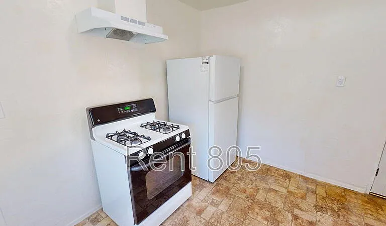 9128 Nye Rd — Photo 10