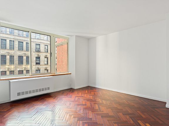 4th image of 2373 Broadway APT 525