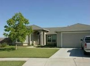 3069 W Tosa Ave, Riverdale, CA 93656