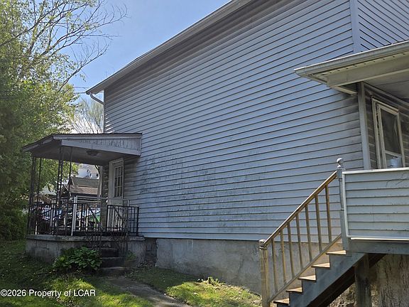 2nd image of 123 S Valley Ave