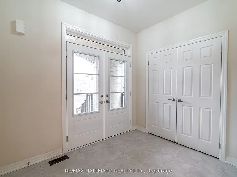 19 Stennett Dr — Photo 5