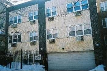 1st image of 661 W Aldine Ave #2-C