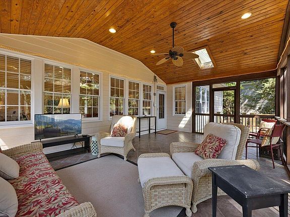 4th image of 4206 Heathgate Ln